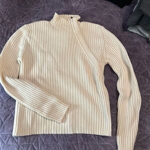 Elegant Cream Wool Ribbed Women's Sweater
